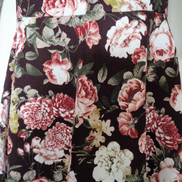 Forever 21 Floral Summer Dress Medium - Picture 3 of 4